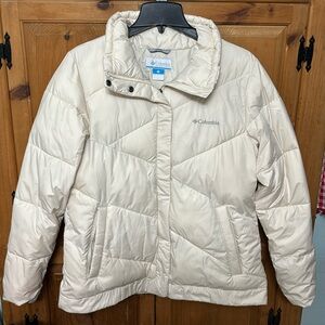 Columbia off white puff winter jacket